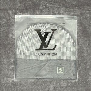 LV beanie